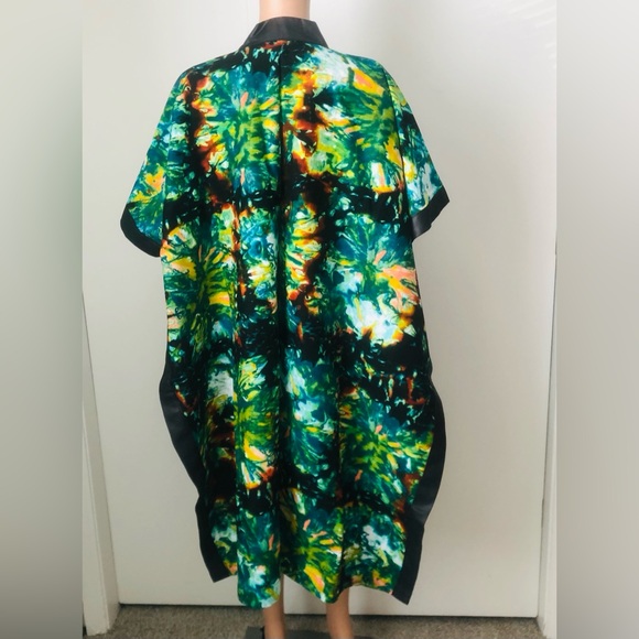 Colorful Abstract Kimono - Picture 11 of 16